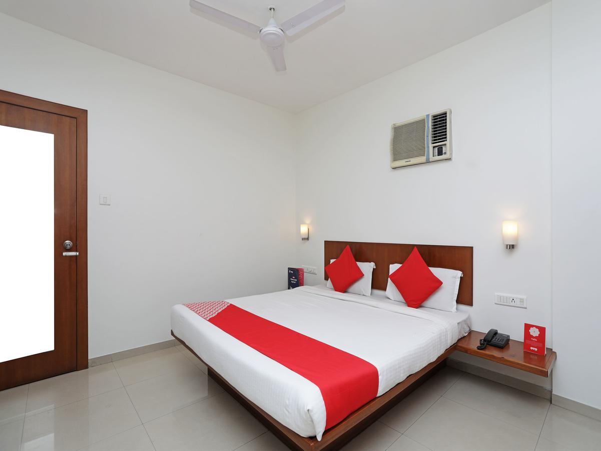 Oyo 1194 Hotel Gulmohr Pune Exterior foto