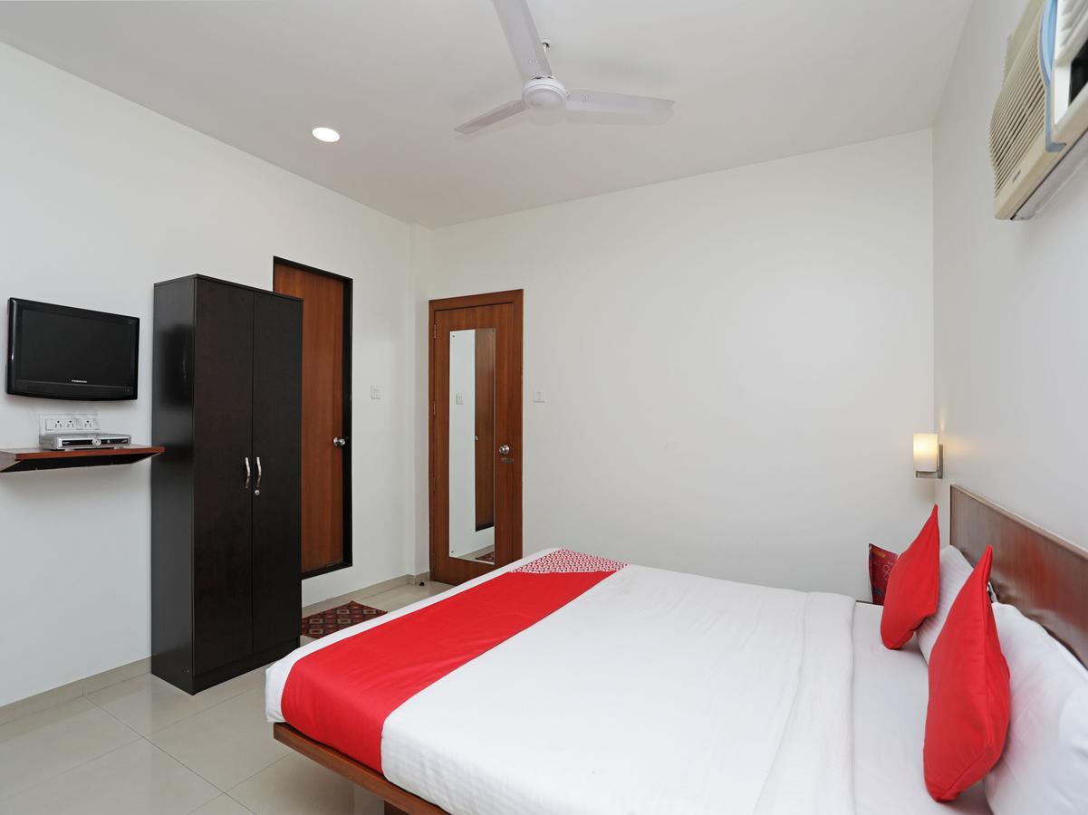 Oyo 1194 Hotel Gulmohr Pune Exterior foto